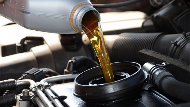¿Cómo cambiar el aceite de tu auto?